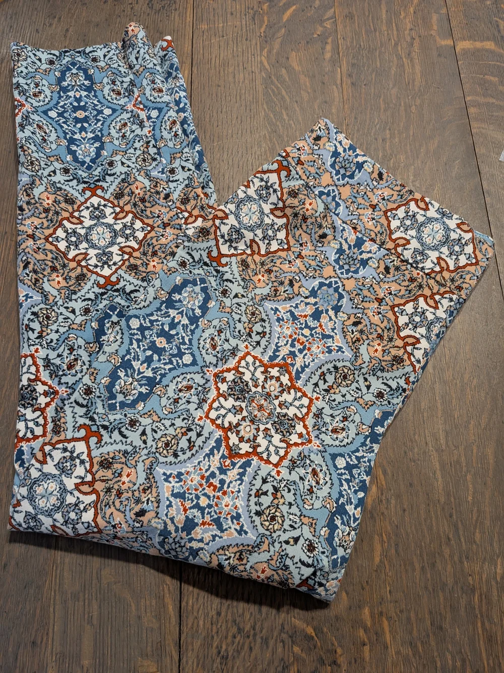 Chico's Multi Print Pull On Pants Dressy Casual Resortwear